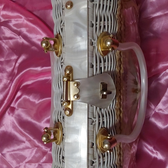 Great Gift!! Vintage mommy and me purse set - Picture 4 of 10